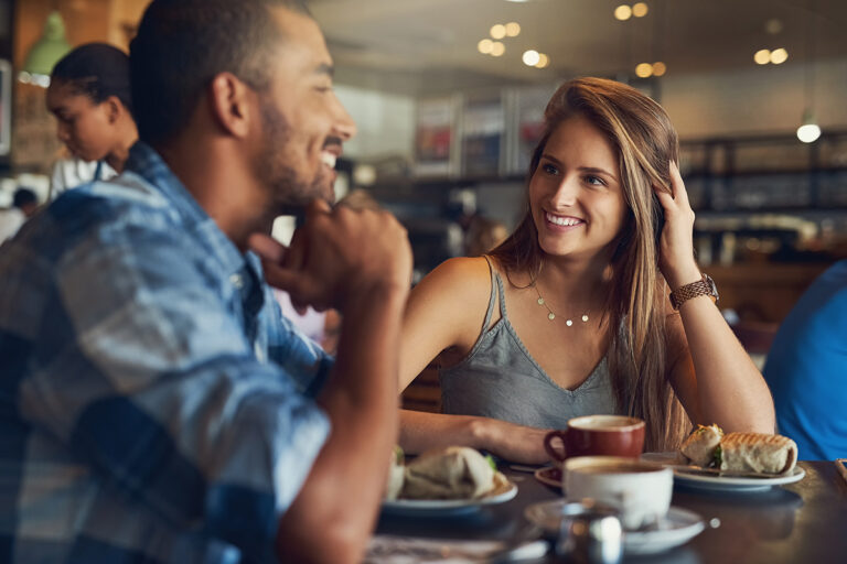 Things a man should do on a first date