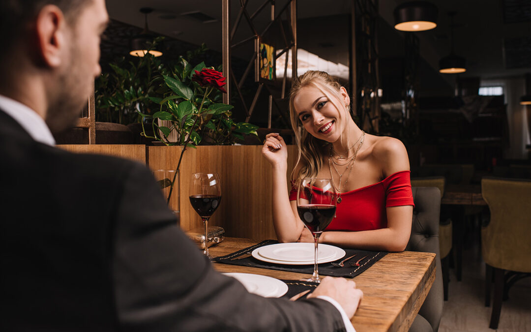 Should You Make Reservations for a First Date