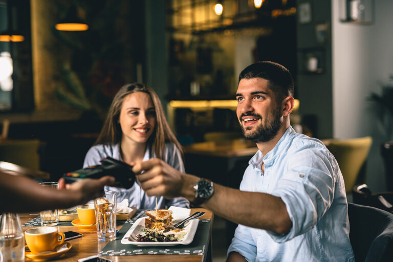 What to Say When a Woman Says Thank You for Dinner